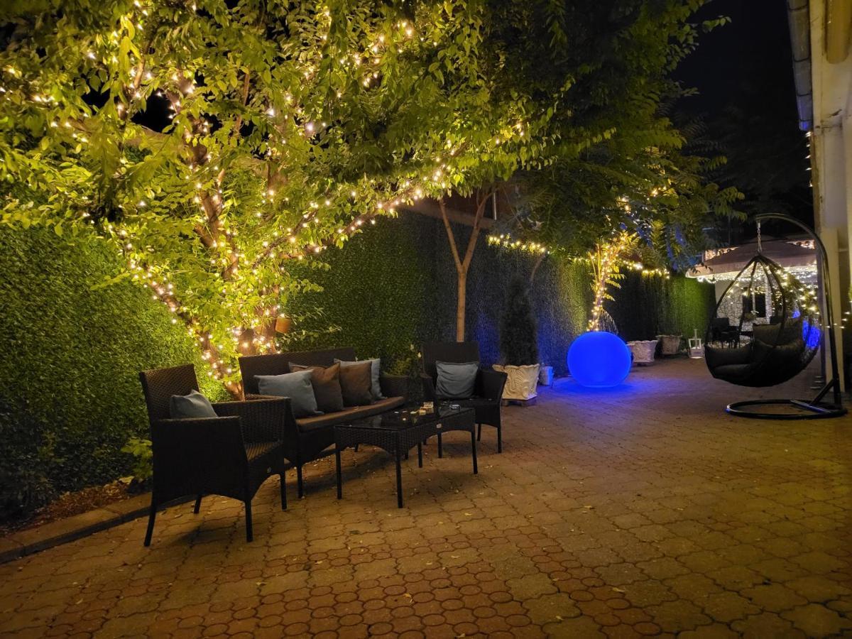 Apartments Vila White House Pančevo Εξωτερικό φωτογραφία