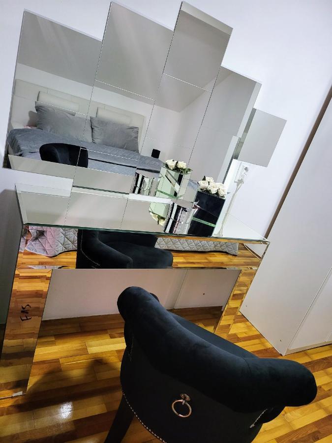 Apartments Vila White House Pančevo Εξωτερικό φωτογραφία
