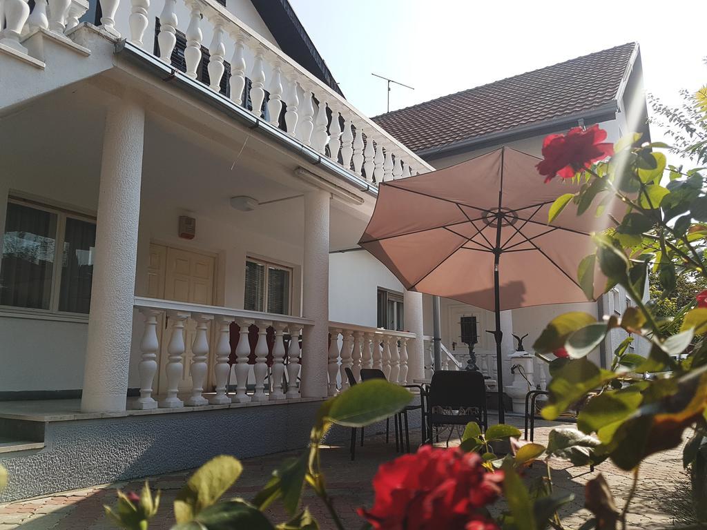 Apartments Vila White House Pančevo Εξωτερικό φωτογραφία