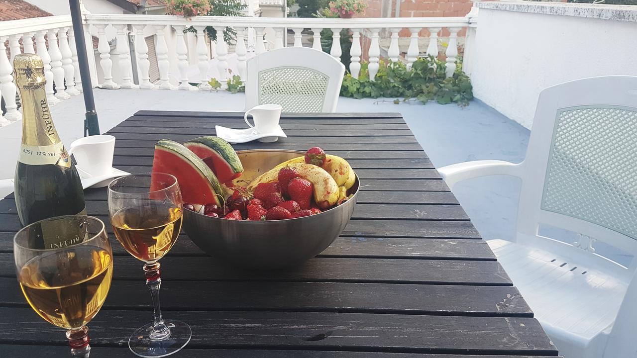 Apartments Vila White House Pančevo Εξωτερικό φωτογραφία