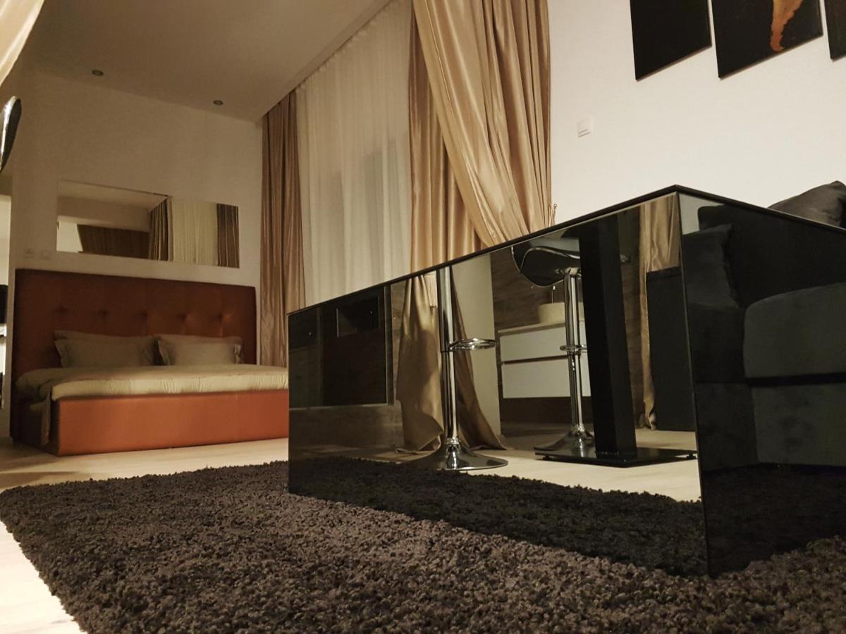 Apartments Vila White House Pančevo Εξωτερικό φωτογραφία