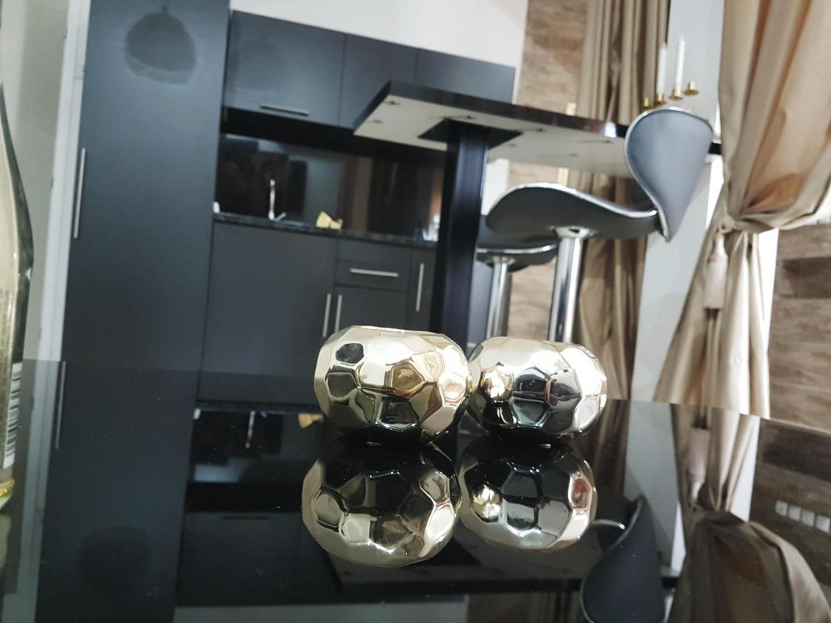 Apartments Vila White House Pančevo Εξωτερικό φωτογραφία