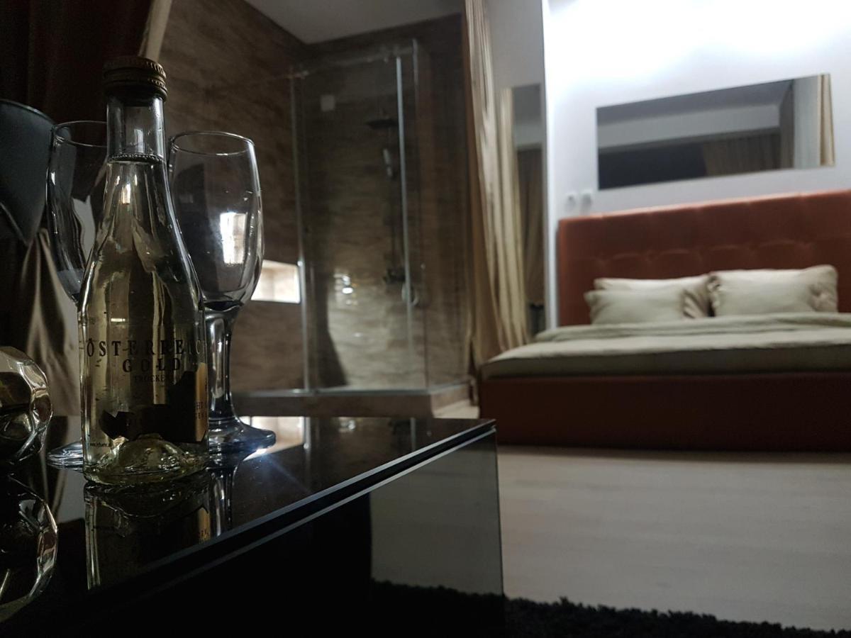 Apartments Vila White House Pančevo Εξωτερικό φωτογραφία