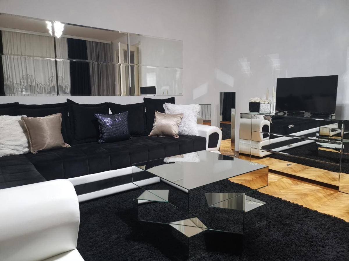 Apartments Vila White House Pančevo Εξωτερικό φωτογραφία